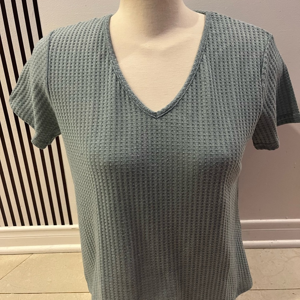 Women's V-Neck Waffle Knit Top - Blue